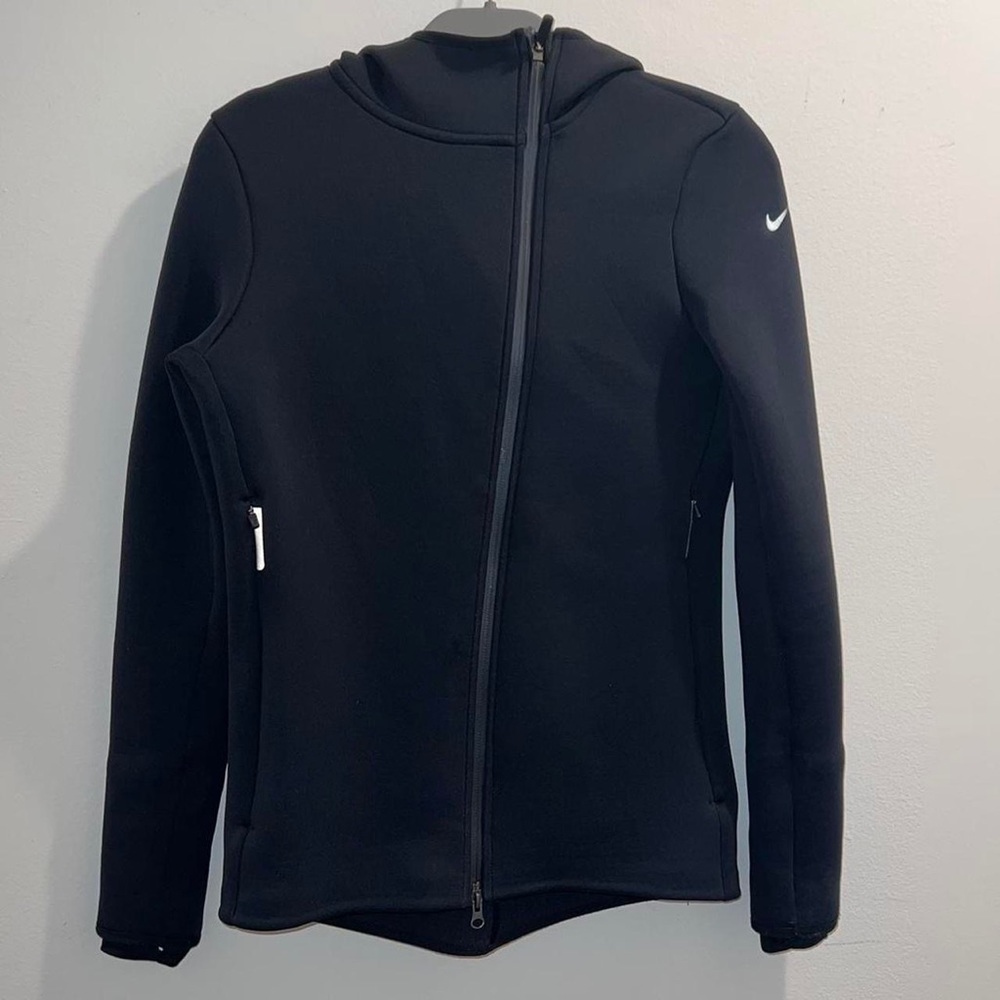 Nike Therma-Fit Black Jacket.